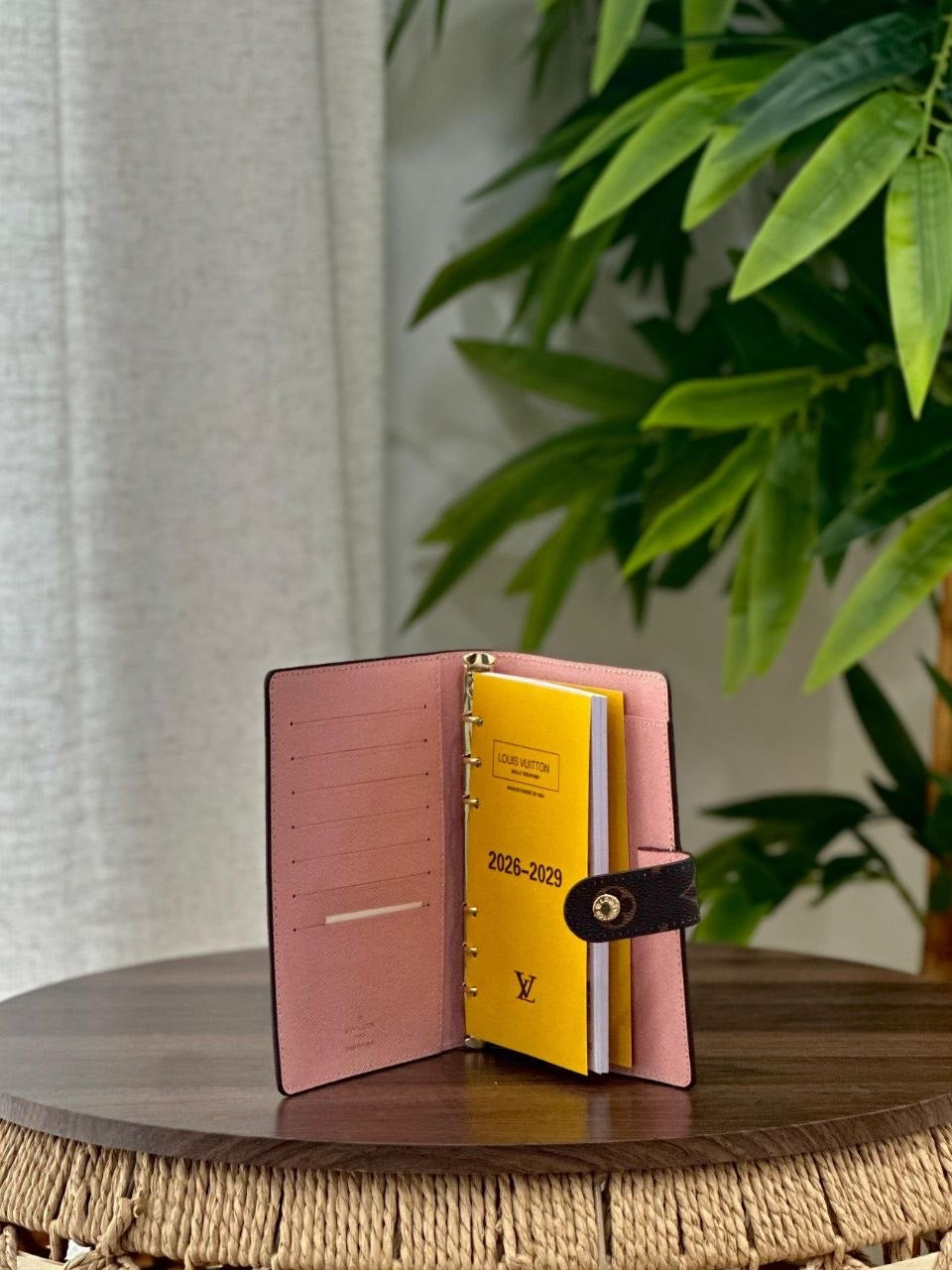Louis Vuitton Note Book 10 color (wallet)