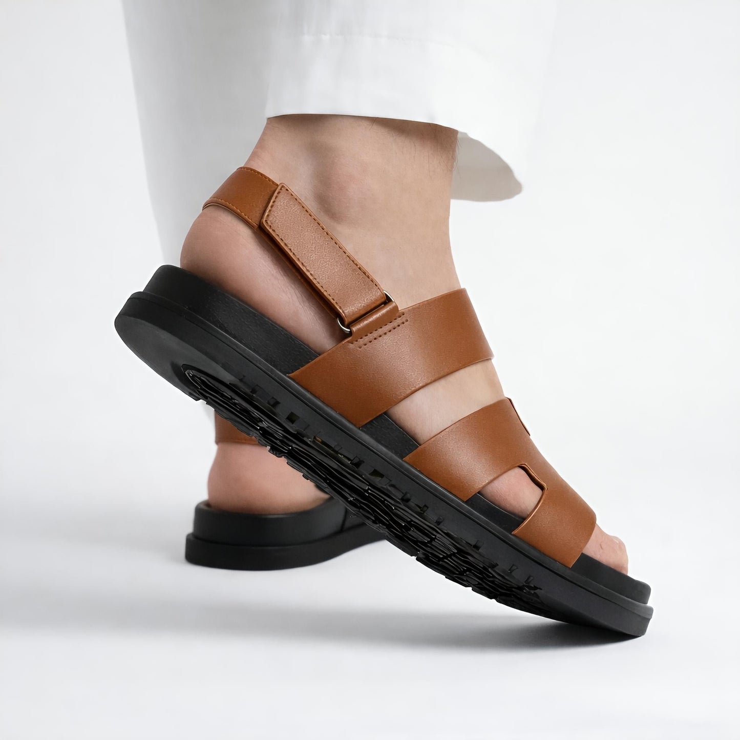 Genius Sandals (Brown)