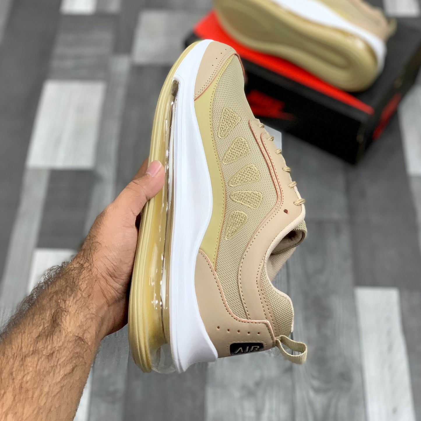 Air Max AP (Taupe)