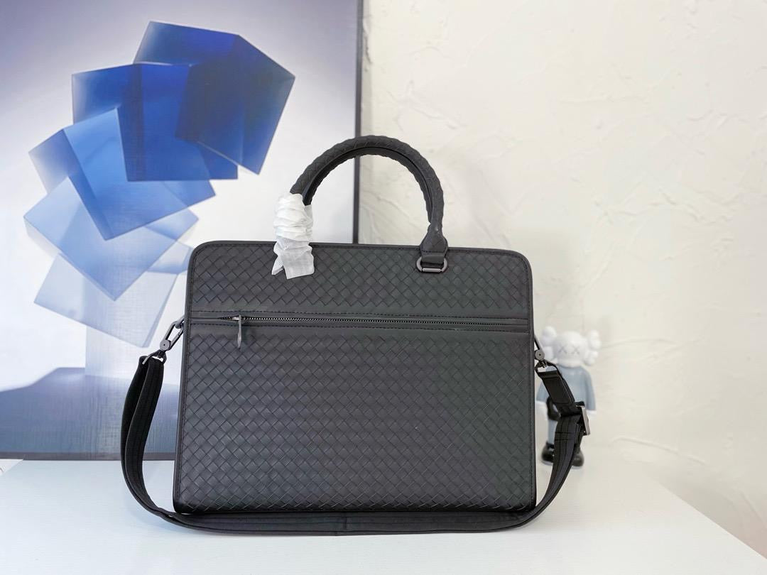 Bottega Laptop Bag
