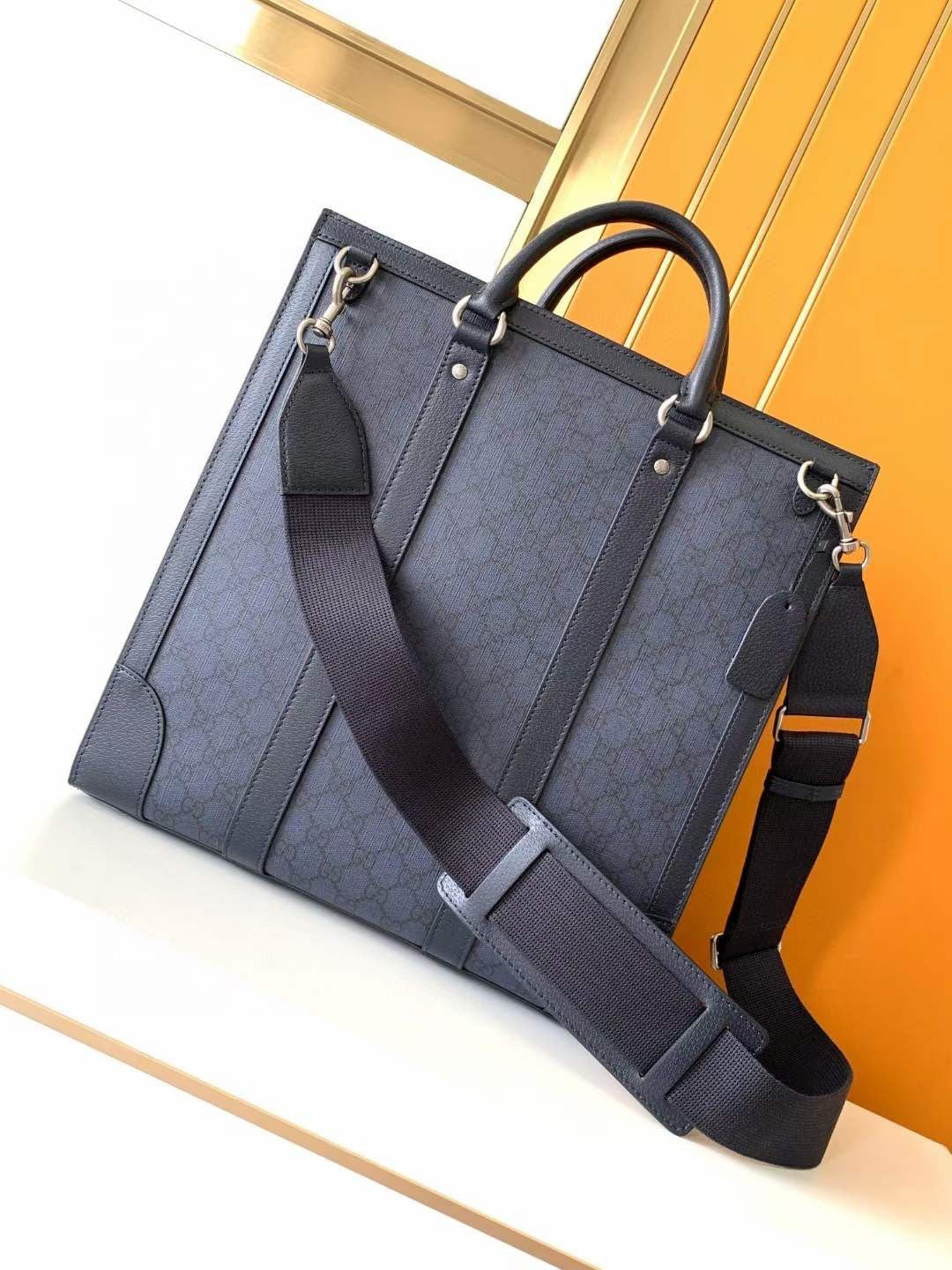 Gucci laptop bag