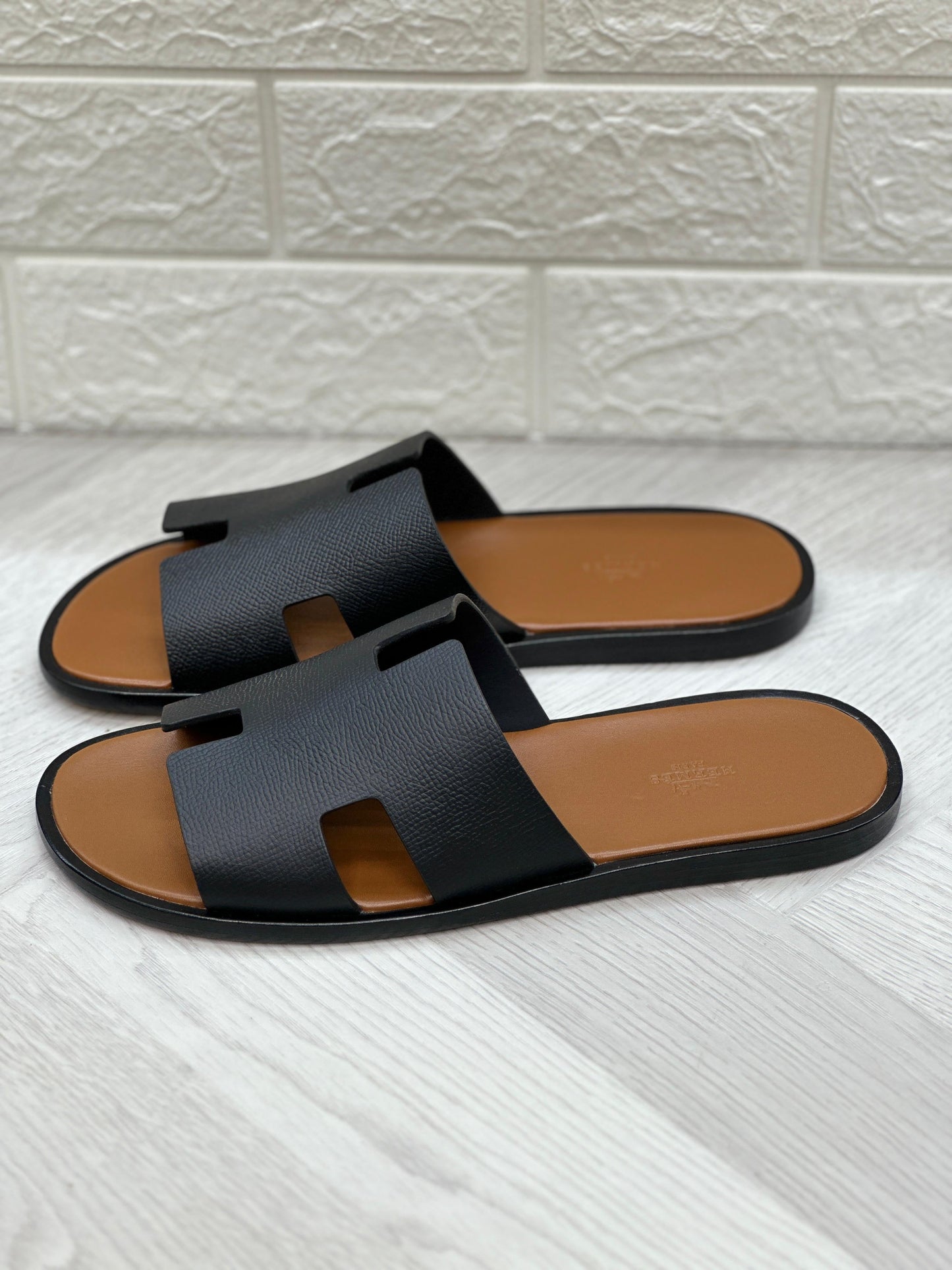 Hermes Slippers