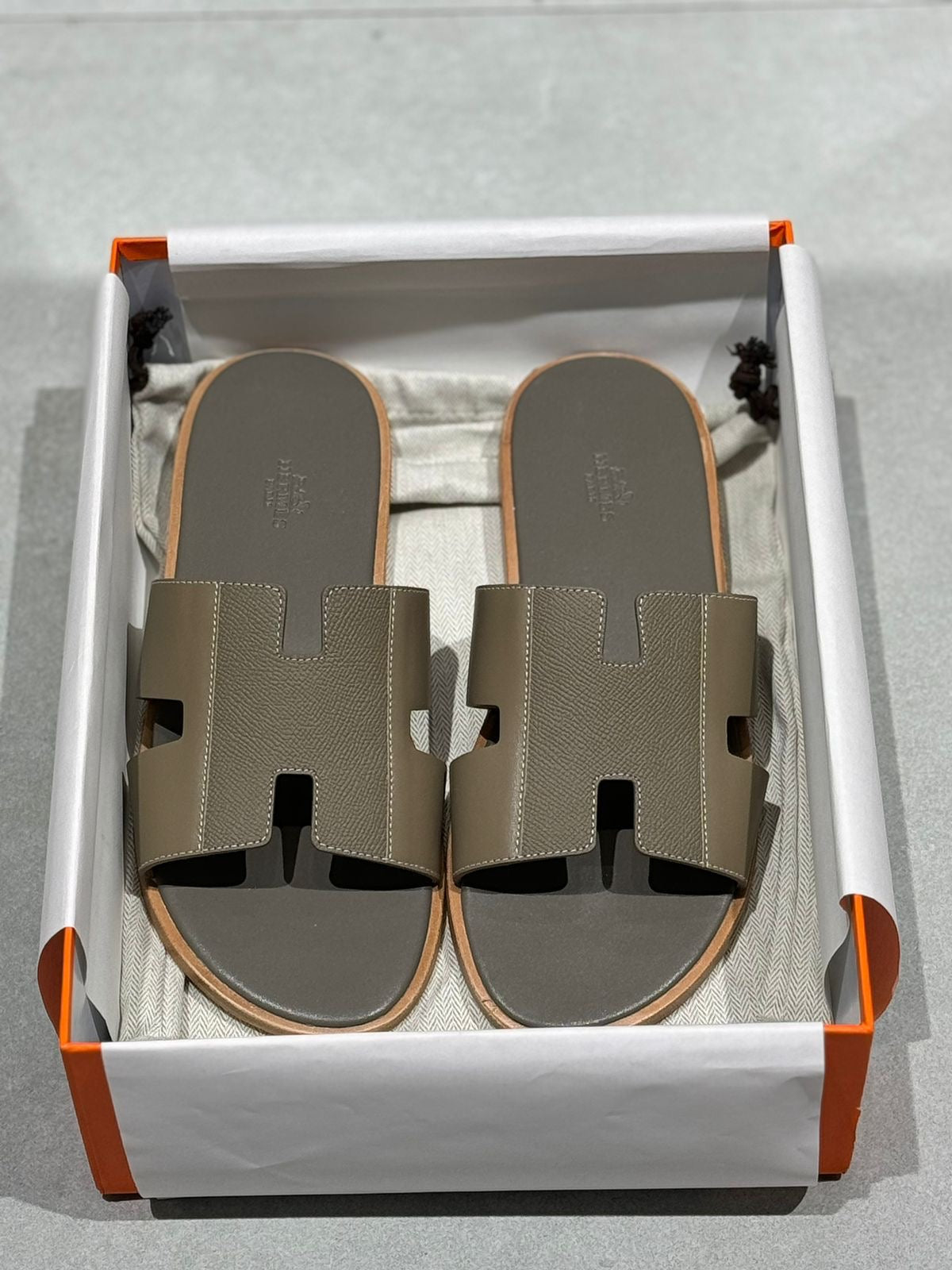Hermes Slippers