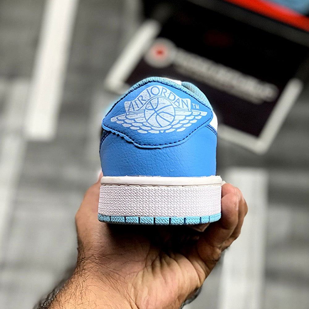 Aj-1 lows Traviis (Blue)