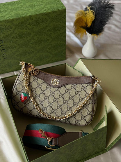 Gucci Sling - Shoulder Bag