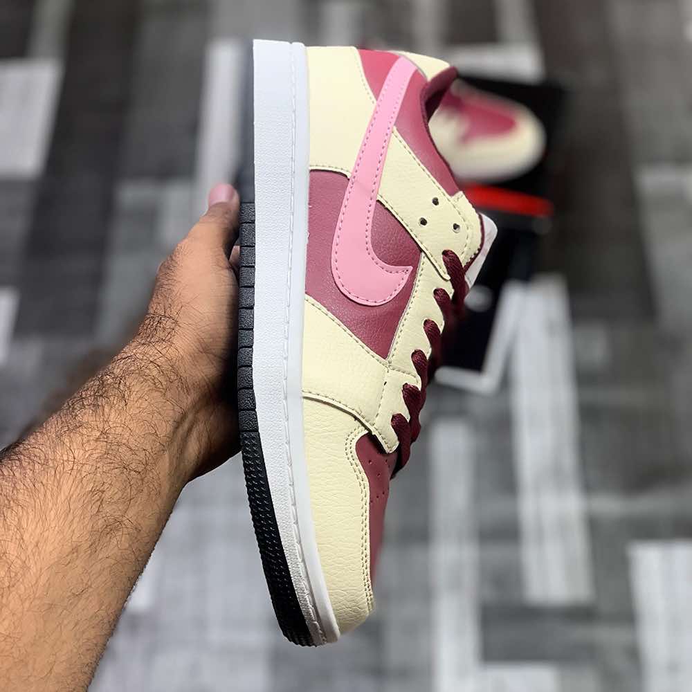 SBB-Dunkks Low "Valentine'ss Day"