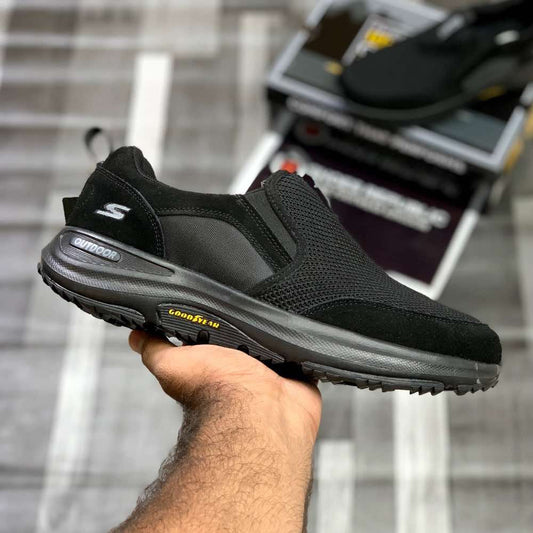 GoWalk Outdoor Slip-In "All Black"
