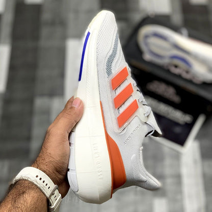 UB LightBoost 23 (Grey Brown)