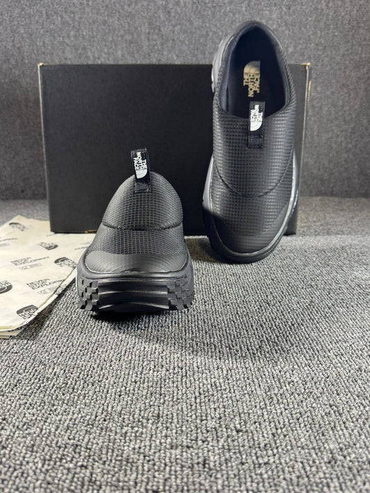 The North Face Teen Thermoball Insulated Traction Mule II Shoe - Black